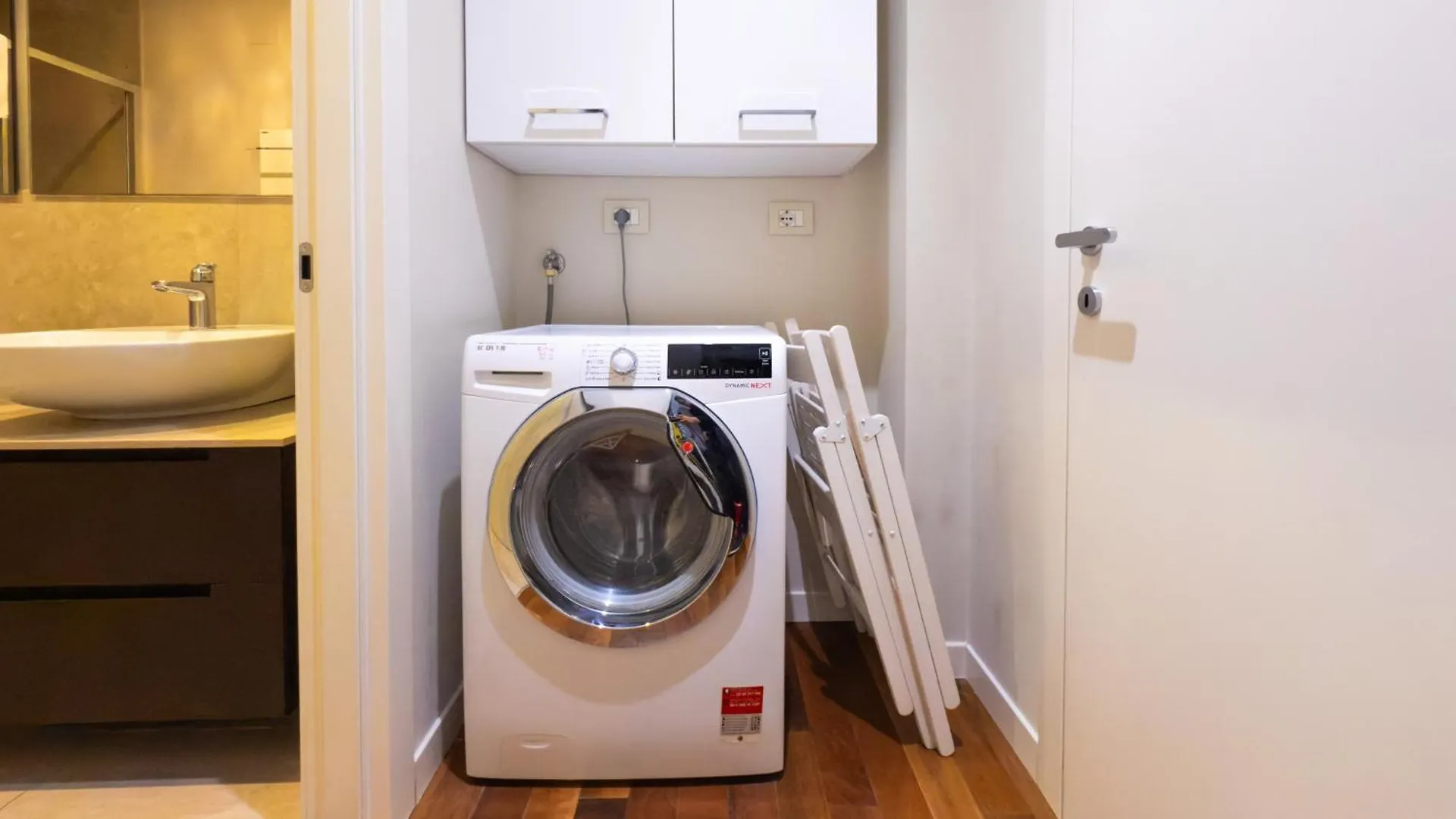 Ideal Rent - Porta Nuova 24 Milán Apartmán