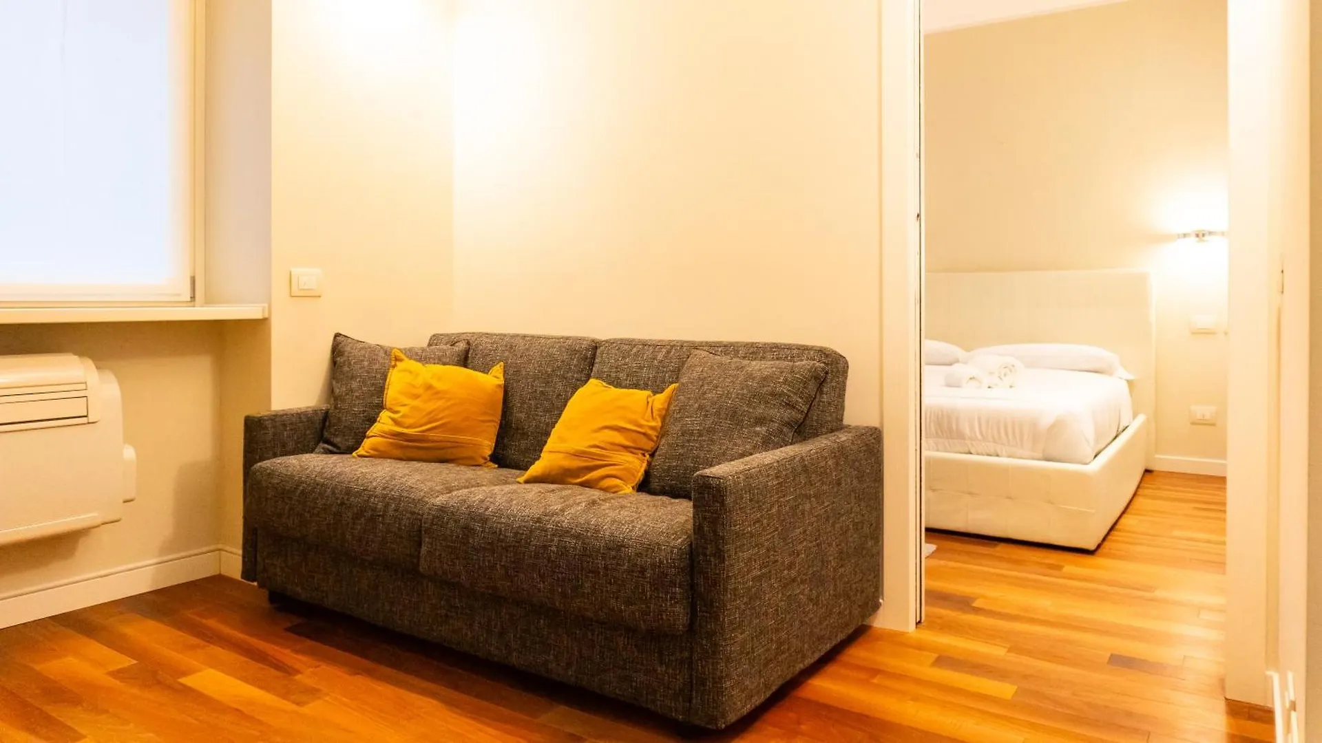 Контакты Ideal Rent - Porta Nuova 24